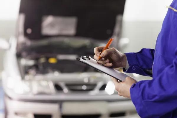 Signs You Need to Visit an Auto Repair Shop ASAP