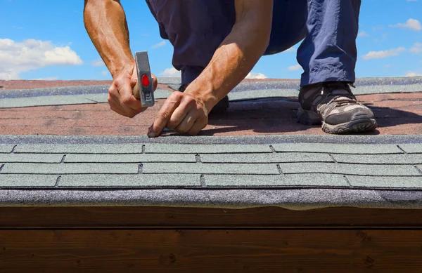 What to Expect During a Roof Replacement in Collinsville